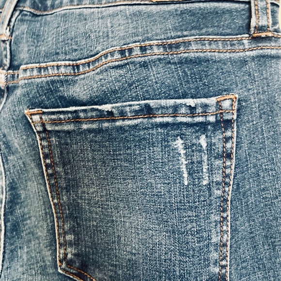 Aeropostale size 8 Blue Skinny Jeans with Distressed Details - Picture 8 of 8